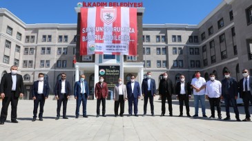 SAMKON BAŞKANI KAYA AŞCI VE YÖNETİM KURULU ÜYELERİ BAŞKAN DEMİRTAŞ’I ZİYARET ETTİ