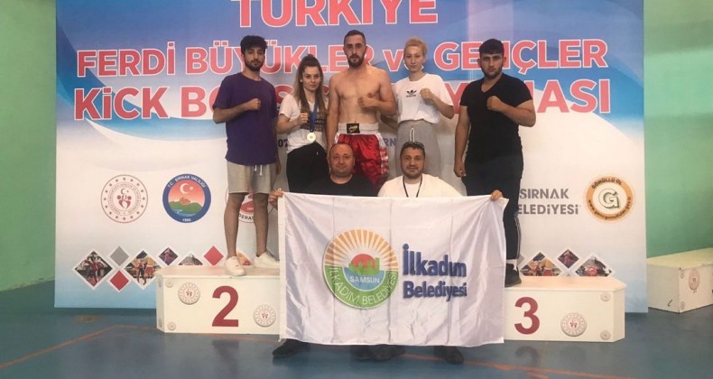 İLKADIM KİCK BOKS TAKIMI MADALYALARI TOPLADI