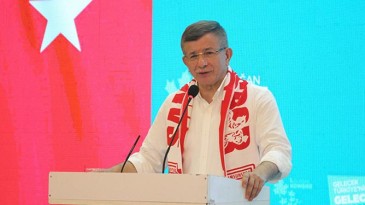 Davutoğlu, partisinin Samsun 1. Olağan Kongresi’ne katıldı