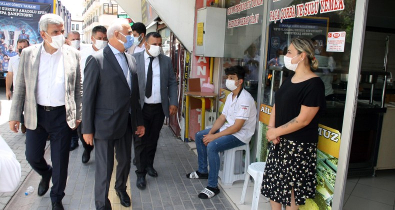 ‘Efsane Başkan’ Yılmaz, sahaya indi!