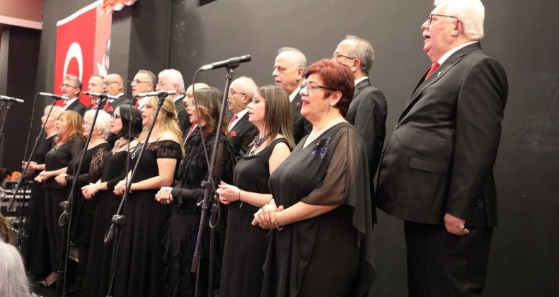 İLKADIM BELEDİYESİ TSM KOROSU’NDAN MUHTEŞEM CUMHURİYET KONSERİ