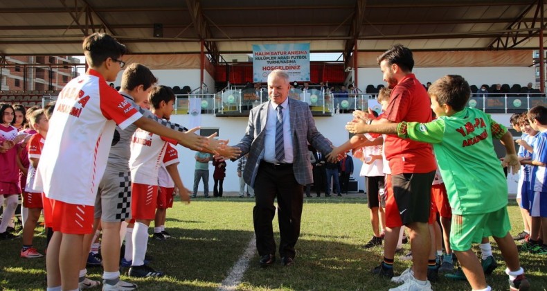 BAŞKAN DEMİRTAŞ,GENÇLERİMİZİ KÖTÜ ALIŞKANLIKLARDAN SPORLA UZAKLAŞTIRACAĞIZ