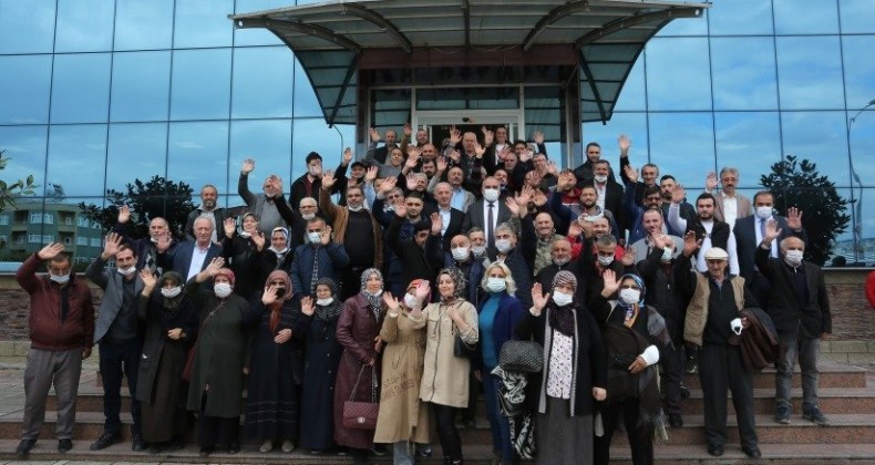CANİKTE ESNAFLAR BAYRAM ETTİ!