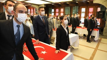 Samsun Büyükşehir Belediyesinde memurlara yemin töreni!