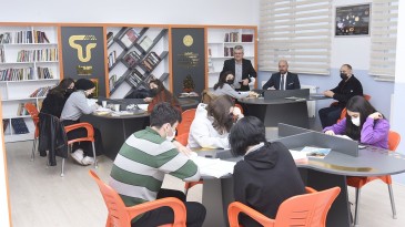 Başkan Togar, öğrenciler ile buluştu