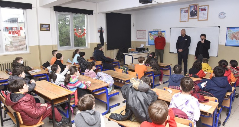 Tekkeköy Belediyesinden okullara bilgisayar desteği