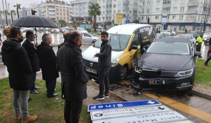 Başkan Demirtaş kaza keçirdi