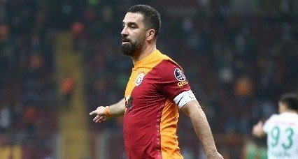 İspanyollar, Arda Turan’la dalga geçti