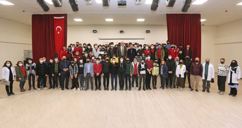 Başkan Sandıkçı gençleri sinemaya götürecek