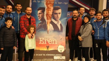 Karasamsunsporlu futbolcular, Kesişme:” İyi ki varsın Eren” filminde duygulu anlar yaşadı