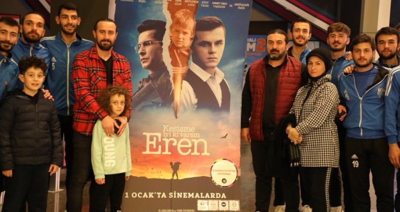 Karasamsunsporlu futbolcular, Kesişme:” İyi ki varsın Eren” filminde duygulu anlar yaşadı