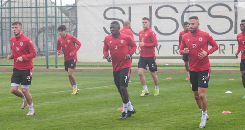 Samsunspor, Antalya’da kampa girdi