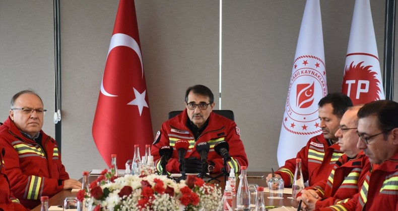 Bakan Dönmez: Karadeniz gazı, önümüzdeki yıl kullanılacak