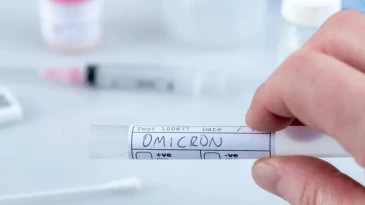 Omicron hafif geçiyor yanılgısına kapılmayın