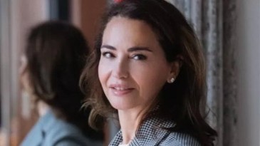 Vennas Akyol Haznedar, Havayolu ikram şirketi olan ilk kadın patron oldu
