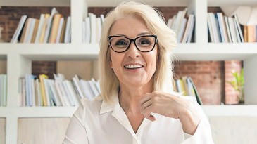 Kadınlara şans… Peki, ya orta yaşlı kadınlara?