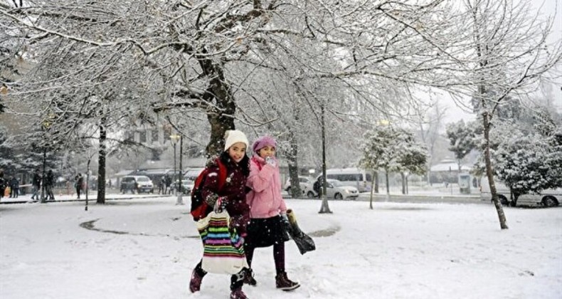 Samsun’un 15 ilçesinde eğitime kar tatili