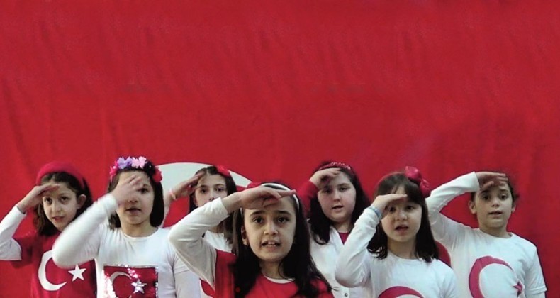 Samsun’da öğrenciler işaret dili ile İstiklal Marşı’nı okudu