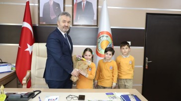 Başkan Topaloğlu; Koltuğu Devretti.
