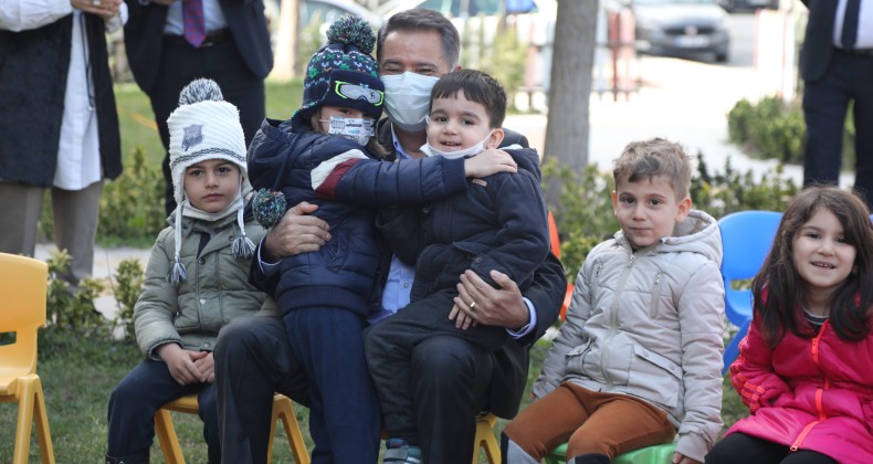 Başkan Deveci ‘den 23 Nisan mesajı