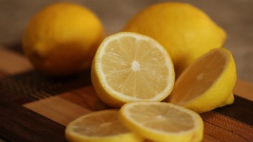 Oruç bozmayan ağrı kesici: Limonu ensenize sürerseniz…