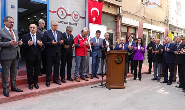 Samsun’a ‘Sosyal Market’ dualarla açıldı