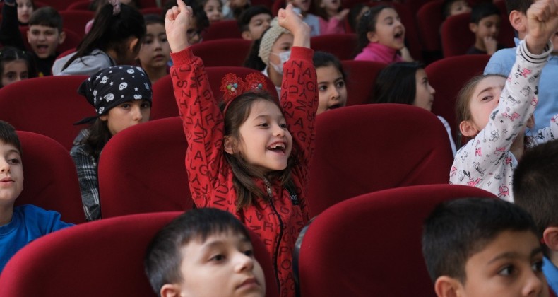 Çocuklar, Tiyatro ile çevre bilinci kazanıyor!