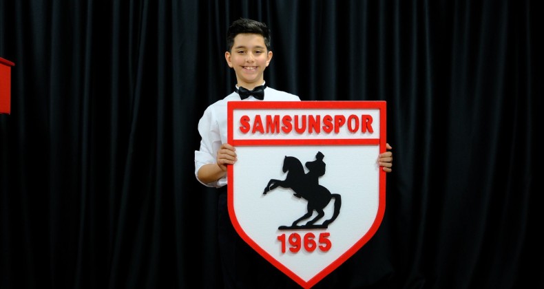 Samsunsporlu 11 yaşındaki Piyanist konser verecek