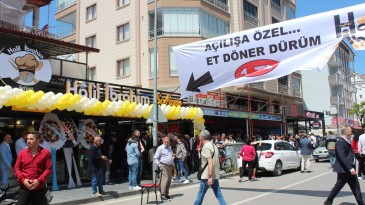 Samsun’da 1 TL’lik döner izdihamı