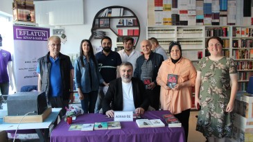 Yazar Adnan Öz’den imza günü