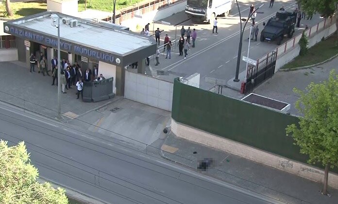 Gaziantep Emniyet Müdürlüğü’ne canlı bombalı saldırı girişimi