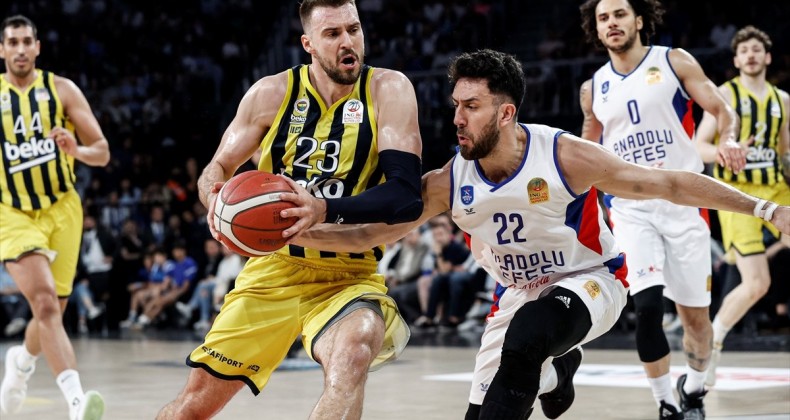 Anadolu Efes’i 3-1 yenen Fenerbahçe, Basketbol Süper Ligi şampiyonu