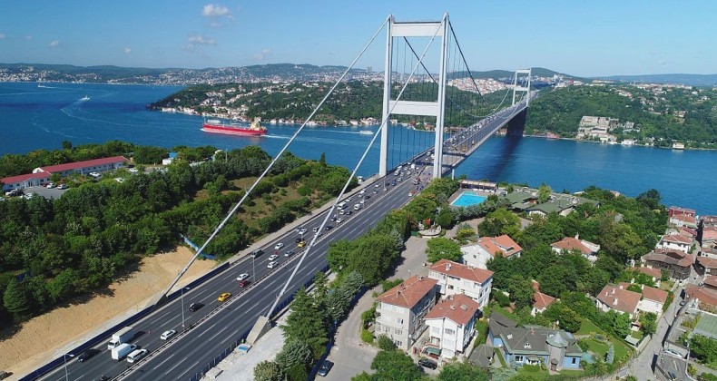 Kurban Bayramı’nda ‘Yap -İşlet- Devret hariç’ köprüler ve otoyollar ücretsiz