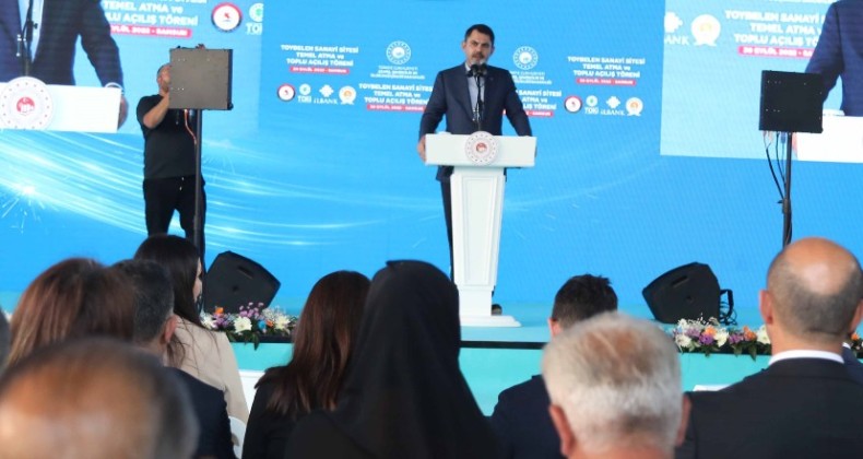 Bakan Kurum, Samsun’da temel atma ve toplu açılış törenine katıldı