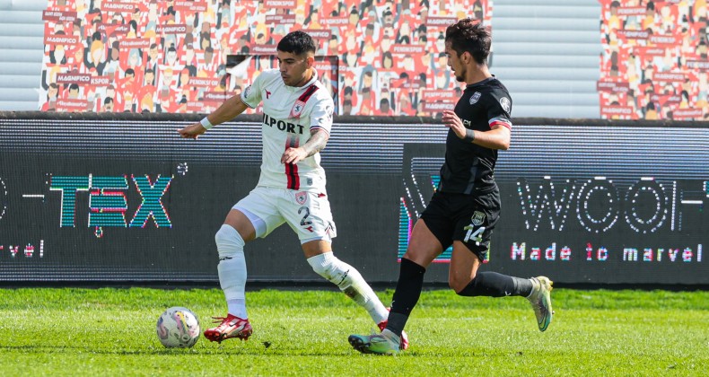 Samsunspor, İstanbul’da 3 puana uzandı!