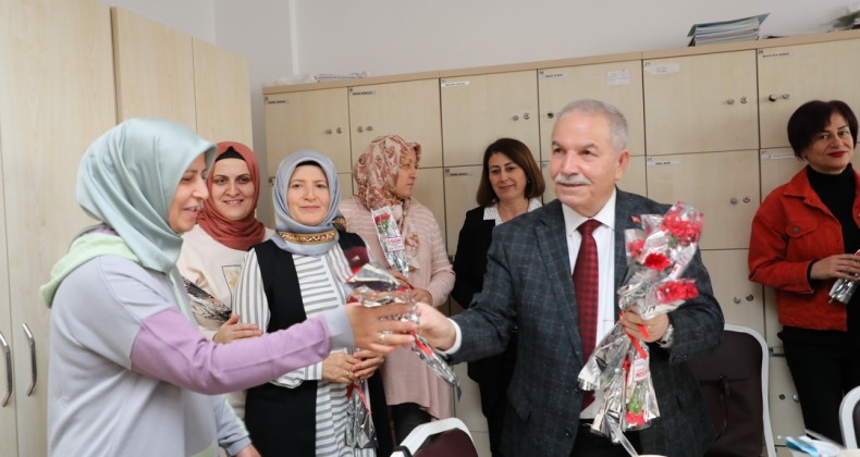 Başkan Demirtaş’tan öğretmenlere sürpriz ziyaret
