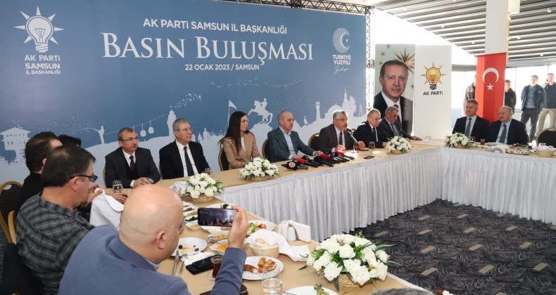 Kurtulmuş: “Biz değerlerimizi, inançlarımızı korumasını bilen bir milletiz”