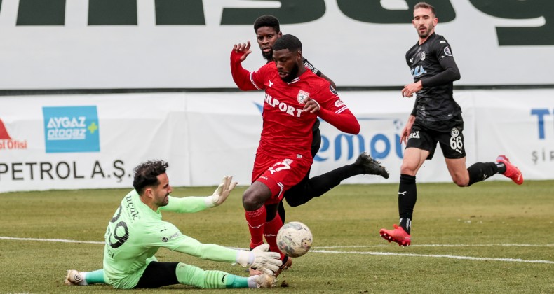Samsunspor kaleciyi geçemedi: Manisa FK: 1 – Yılport Samsunspor: 1