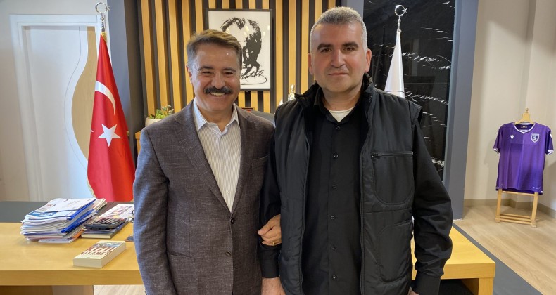 Doğu Türkistan’daki zulmü dünya duysun!