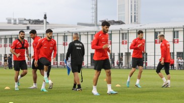 A Milli Futbol Takımı, Galler maçının hazırlıklarına Samsun’da başladı