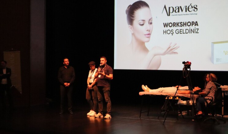 Apavies’in İğnesiz Gençleştirme Ürünü Workshop’a Mersin’de Büyük İlgi