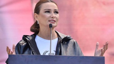 Türk Dünyası yasta! Ganire Paşayeva hayatını kaybetti