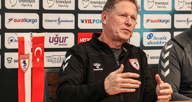 Markus Gisdol: “Bir puana mutlu olmamız gerekiyor”