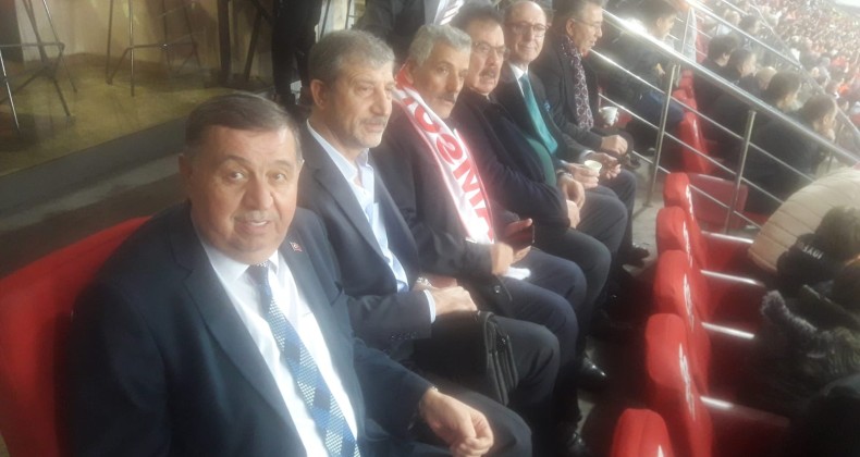 Murat İkiz: ” Samsunspor ligde kalacak”