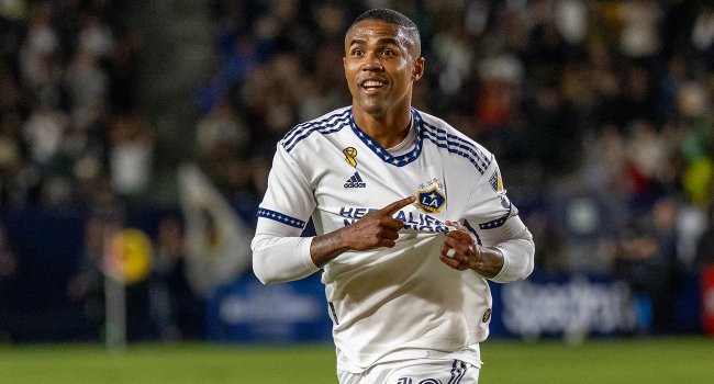 Douglas Costa, Süper Lig’e geliyor