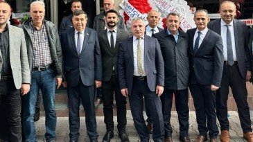 Havza Belediye Başkan adayı Murat İkiz eczane açılışına katıldı