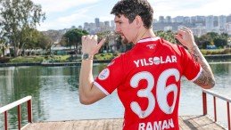 Samsunspor, Belçikalı santrfor Raman ile sözleşme imzaladı