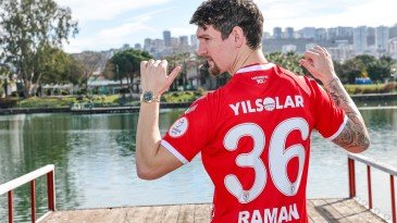 Samsunspor, Belçikalı santrfor Raman ile sözleşme imzaladı