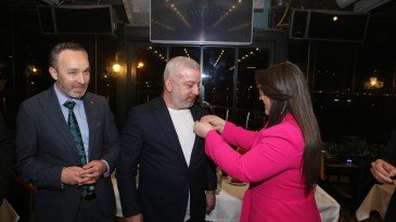 Özlem Maraş, gümbür gümbür geliyor!