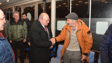 CHP’li Şenel’den dernek binası sözü: İlkadım’dan Atakum’a gitmek zorunda kalmayacaksınız